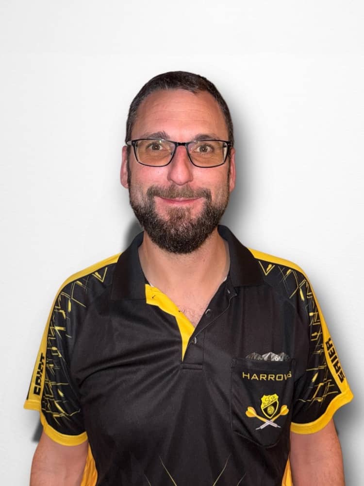 Daniel Scharnowski (Scharne): Dartspieler bei DC Yellow and Black