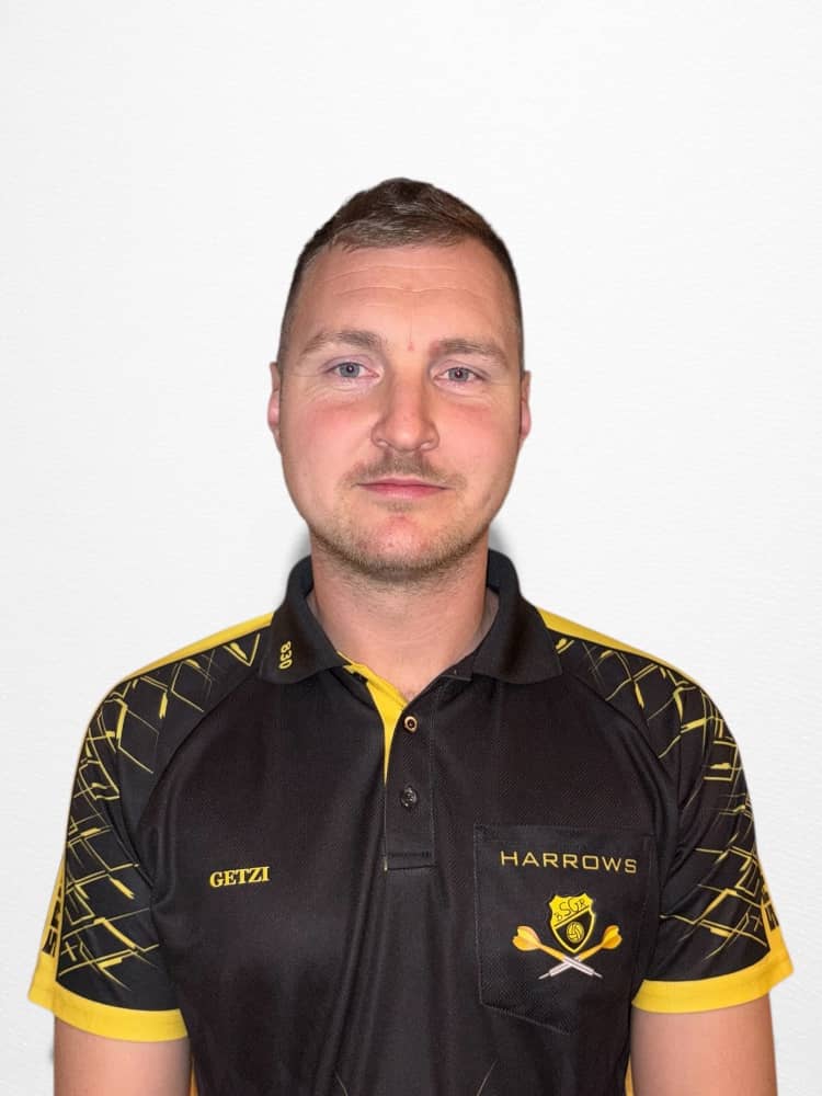 Jan-Lucas Getzreiter (Getzi): Dartspieler bei DC Black and Yellow