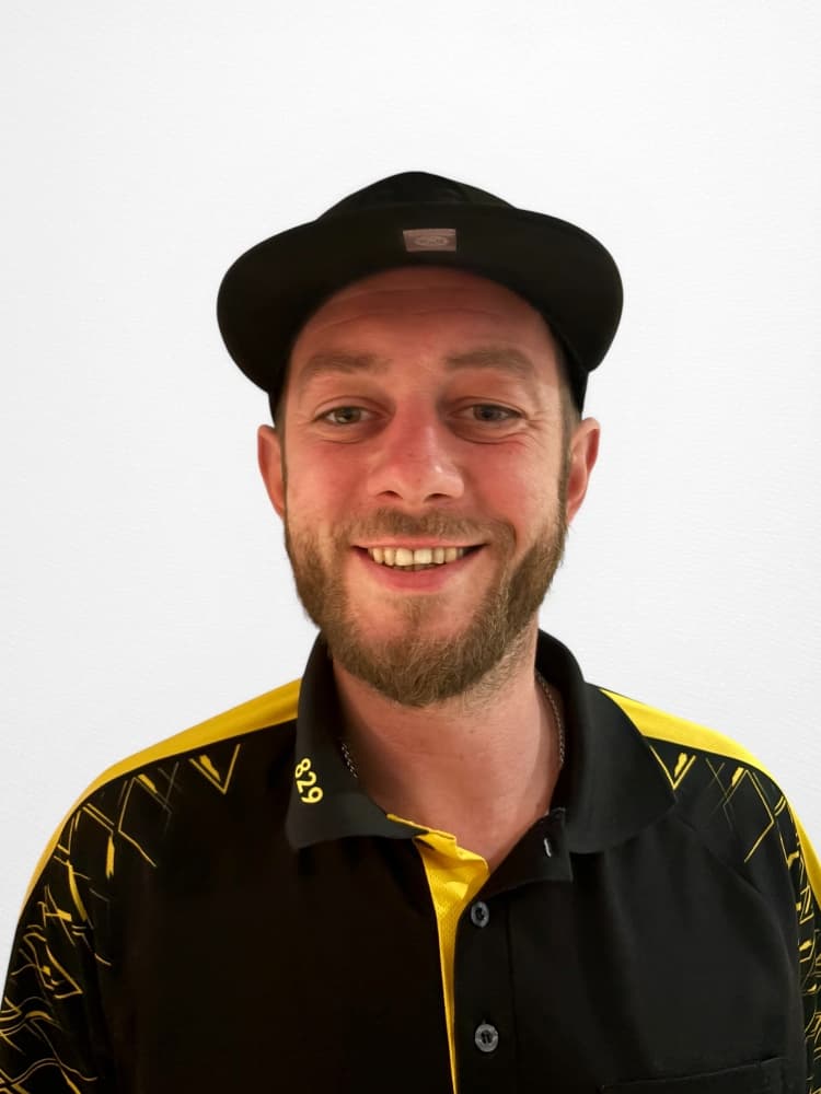 Thomas Wohriska: Ausschussmitglied und Dartspieler Black and Yellow